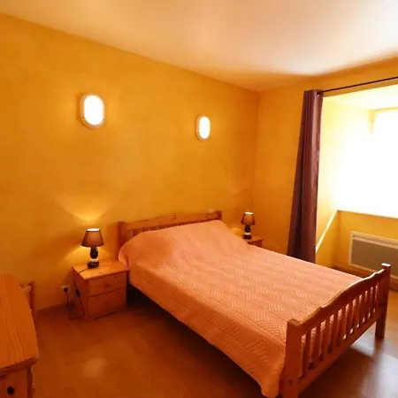Maison De Caractere Renovee Proche Plomb Du Cantal ~ Wi-fi, Cheminee, Jardin, Animaux Acceptes - Fr-1-742-329
