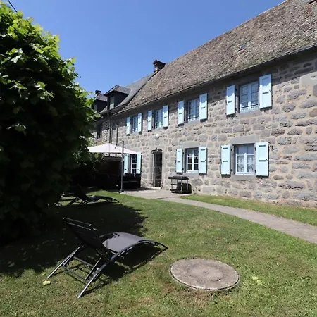 Ferienhaus Maison De Caractere Renovee Proche Plomb Du Cantal ~ Wi-fi, Cheminee, Jardin, Animaux Acceptes - Fr-1-742-329 Cezens