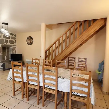 Ferienhaus Maison De Caractere Renovee Proche Plomb Du Cantal ~ Wi-fi, Cheminee, Jardin, Animaux Acceptes - Fr-1-742-329