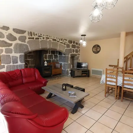 Maison De Caractere Renovee Proche Plomb Du Cantal ~ Wi-fi, Cheminee, Jardin, Animaux Acceptes - Fr-1-742-329 *